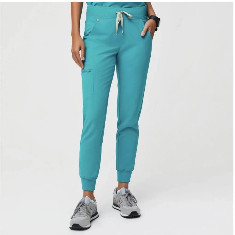 Limited edition teal figs set, size small